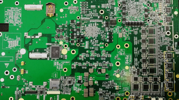 SMT貼片加工的設(shè)備有哪些，裸手操作有什么影響？-上海PCB抄板-SMT貼片加工